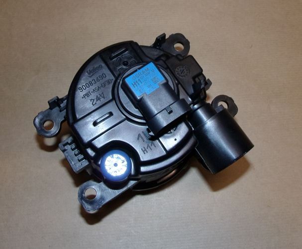 Lampa przeciwmgłowa Renault Clio IV lewa