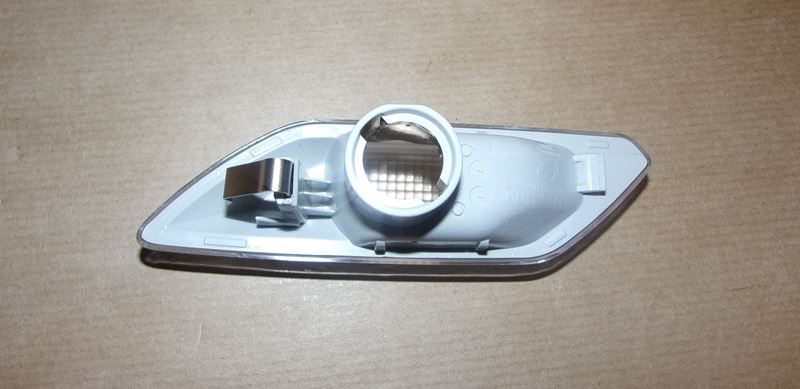 Lampka kierunkowskazu Dacia Sandero III