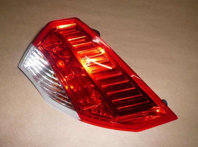 Lampa tylna Renault Laguna III prawa