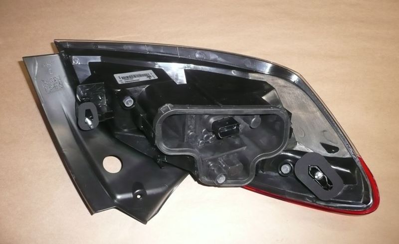 Lampa tylna Renault Megane III prawa