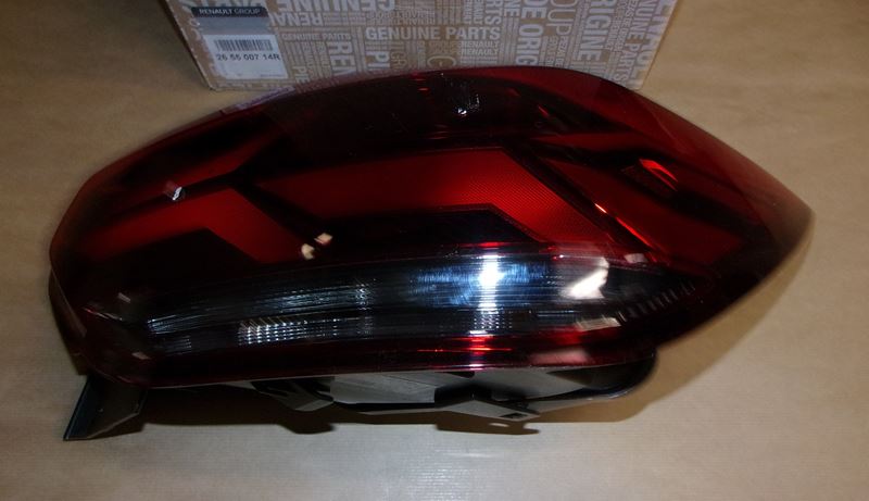 Lampa tylna Dacia Logan III 21> prawa