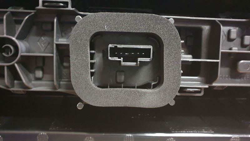 Lampa Tylna Prawa Oryginał Renault Master IV