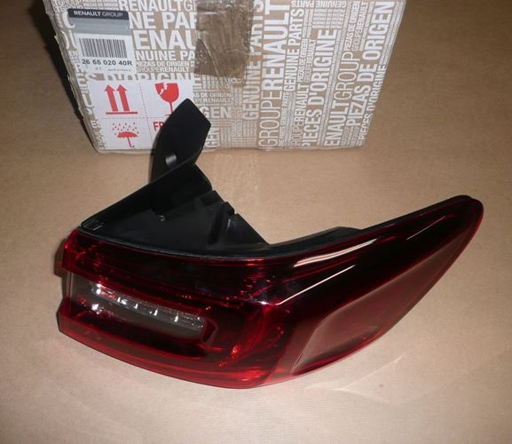 Lampa tylna Renault Talisman prawa w błotnik