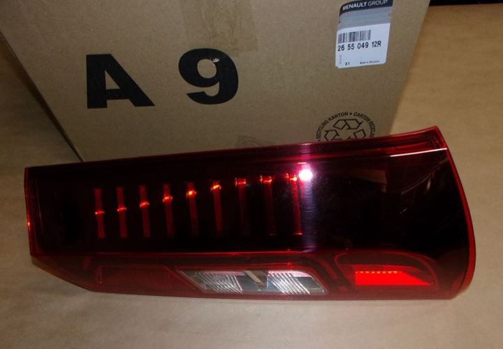 Lampa tylna Renault Express prawa