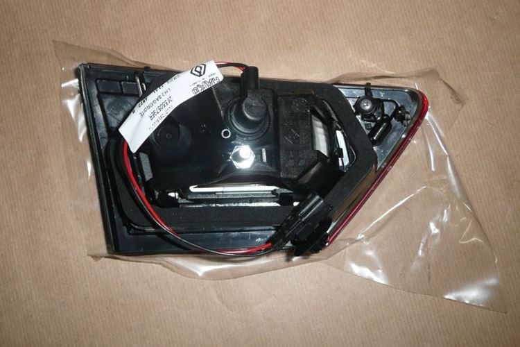 Lampa tylna Renault Clio IV prawa