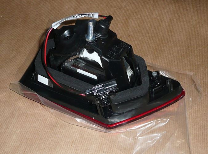 Lampa tylna Renault Clio IV prawa
