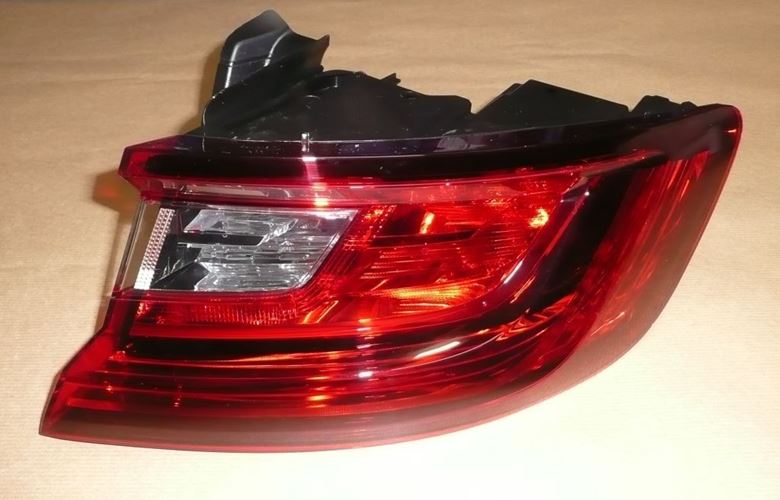 Lampa tylna Renault Megane IV prawa