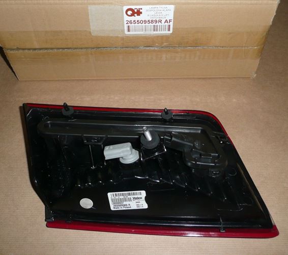 Lampa tylna zespolona Renault Laguna III prawa