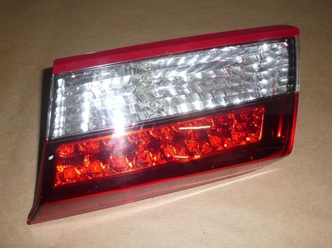 Lampa tylna zespolona Renault Laguna III prawa