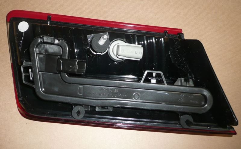 Lampa tylna zespolona Renault Laguna III prawa