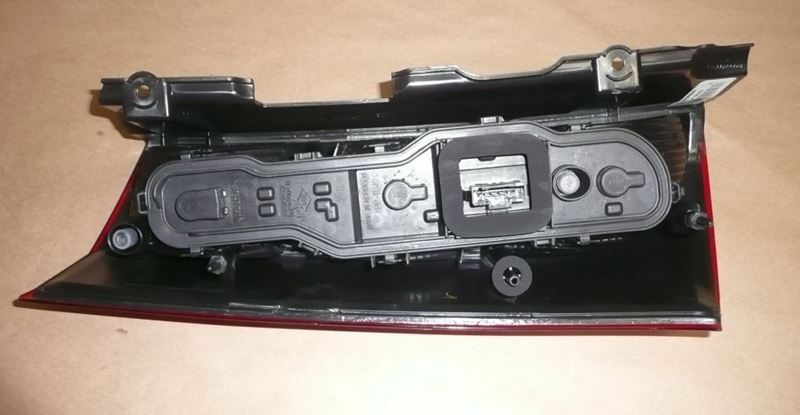 Lampa tylna Dacia Dokker prawa