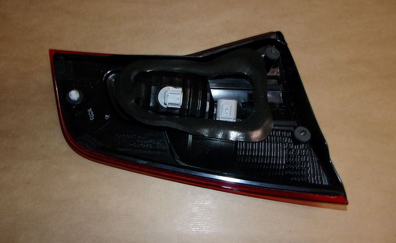 Lampa tylna Renault Koleos prawa
