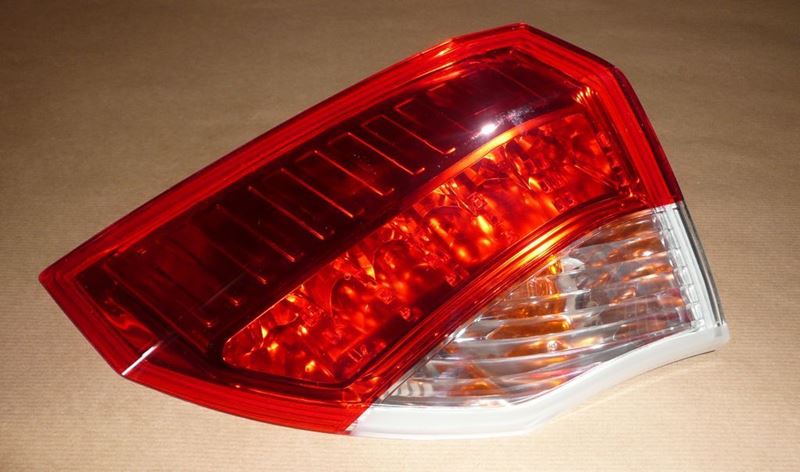 Lampa tylna Renault Megane III lewa