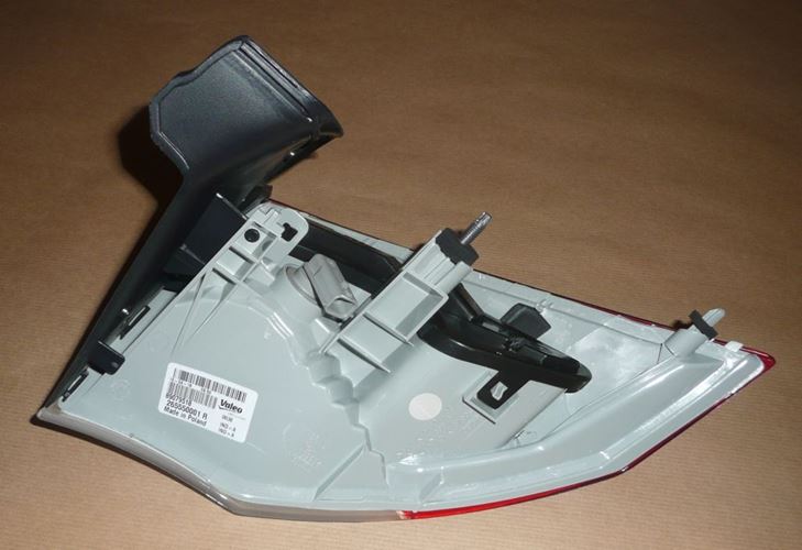 Lampa tylna Renault Megane III lewa