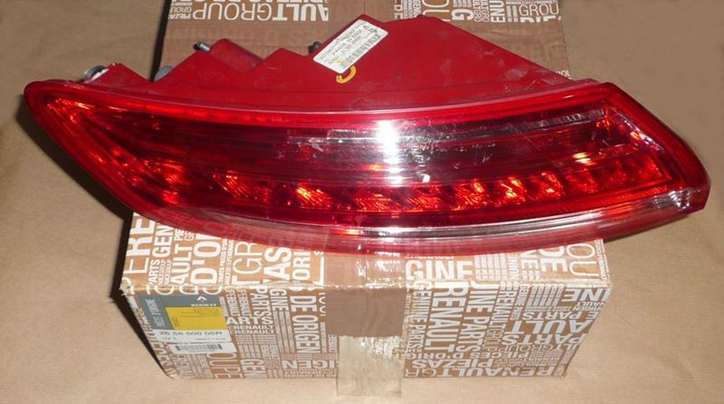Lampa tylna Renault Laguna III prawa