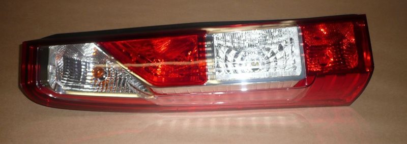 Lampa tylna zespolona Renault Master III lewa