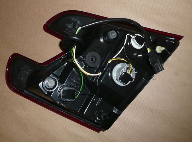 Lampa tylna Renault Megane III lewa