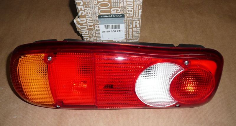 Lampa tylna Renault Master III lewa