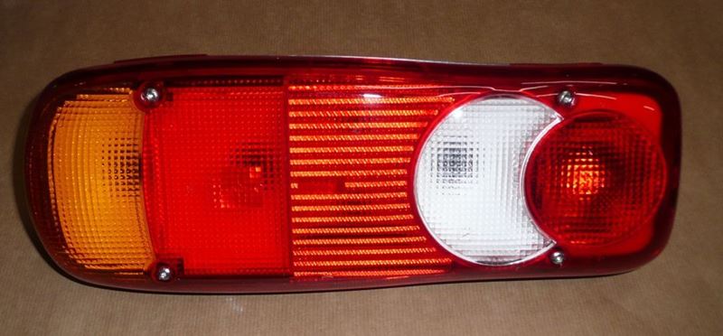 Lampa tylna Renault Master III lewa
