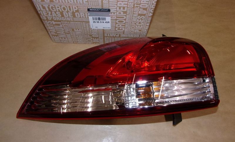 Lampa tylna Renault Clio IV lewa