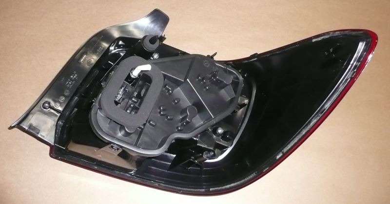Lampa tylna Dacia Logan II lewa