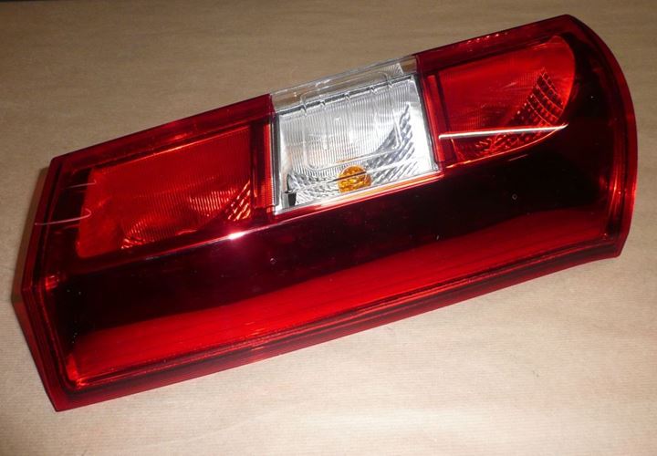 Lampa tylna Dacia Dokker lewa