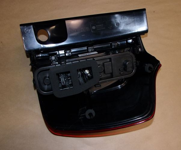 Lampa tylna Dacia Logan II lewa