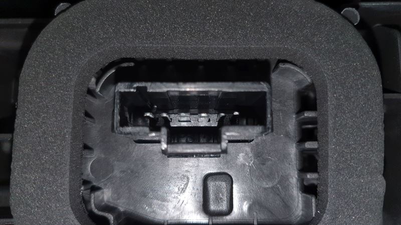 Lampa Tylna Lewa Oryginał Renault Master IV