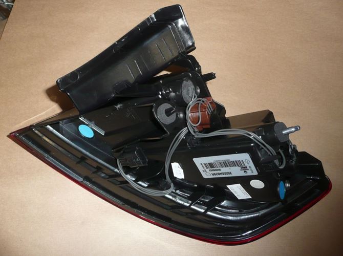 Lampa tylna Renault Megane IV lewa