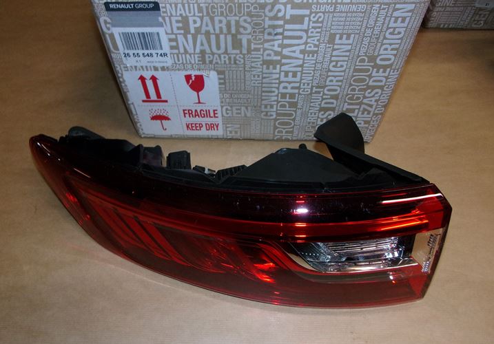 Lampa tylna Renault Megane IV lewa