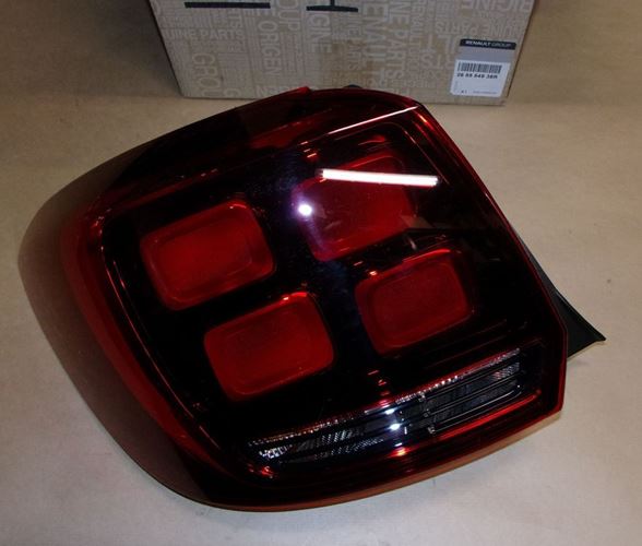 Lampa tylna zespolona Dacia Sandero lift lewa