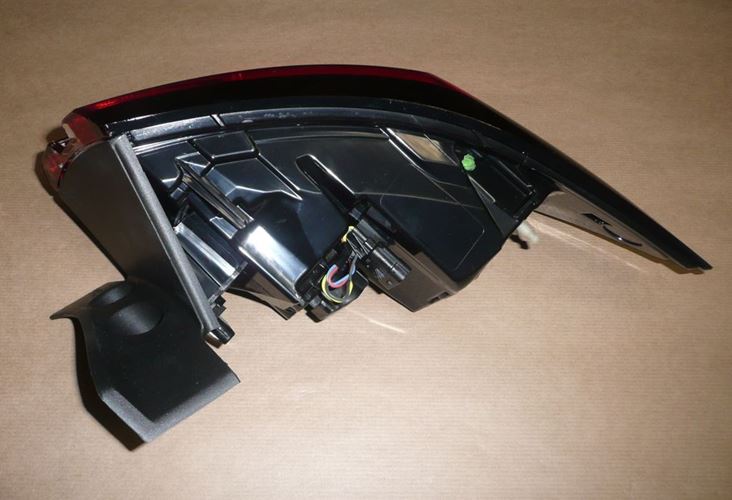 Lampa tylna Renault Clio IV lewa
