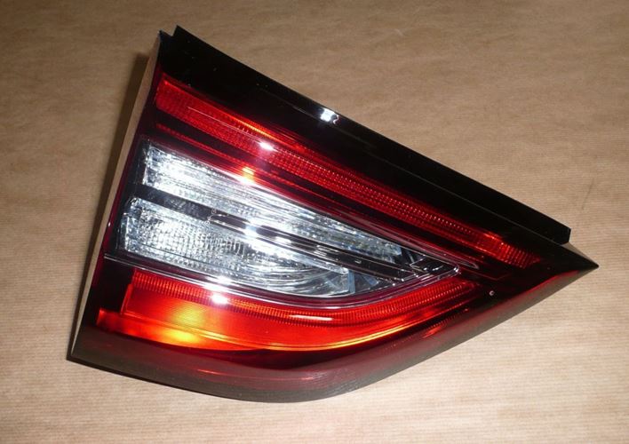Lampa tylna Renault Scenic IV lewa klapa