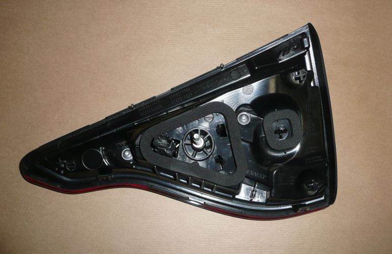 Lampa tylna Renault Clio V LED lewa klapa