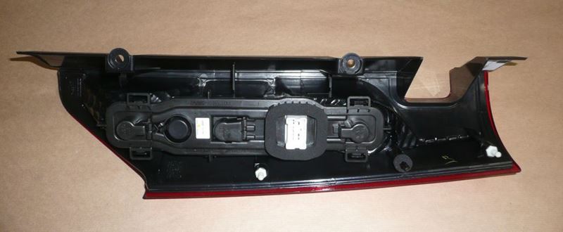 Lampa tylna Renault Kangoo II lewa