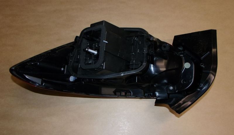Lampa tylna Dacia Logan III lewa