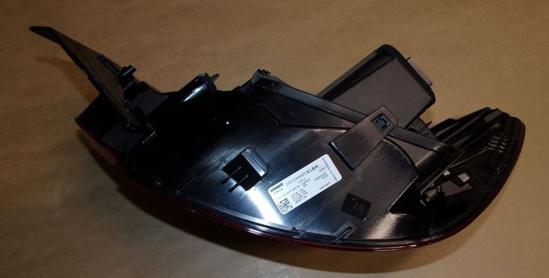 Lampa tylna Dacia Logan III lewa