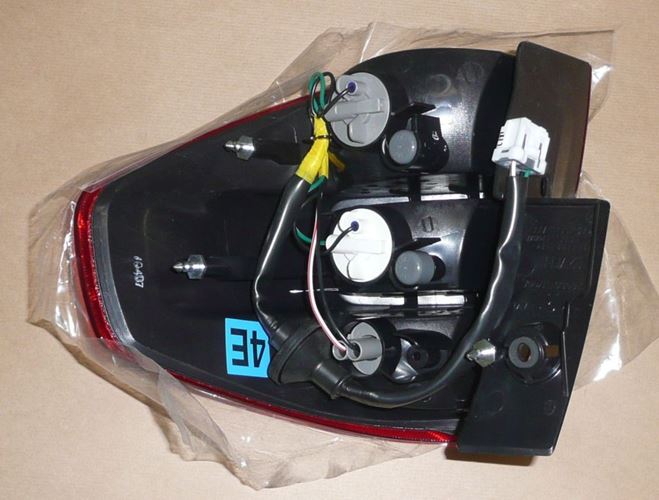 Lampa tylna Renault Koleos lewa