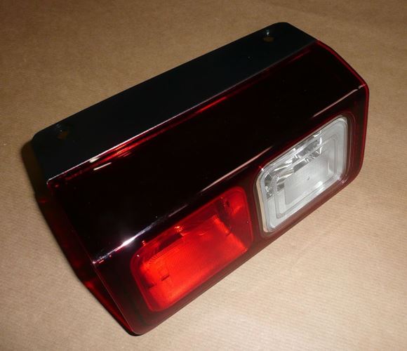 Lampa tylna Renault Trafic III 14> lewa dolna