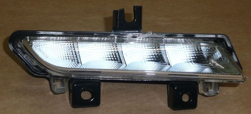 Lampa jazdy dziennej LED Renault Clio IV prawe