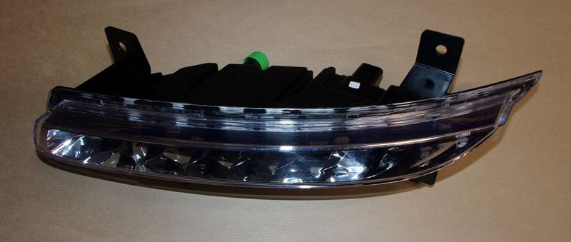 Lampa jazdy dziennej LED Renault Fluence prawe