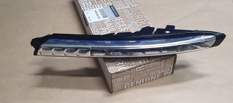 Lampa przednia LED Oryginał Renault Megane III RS