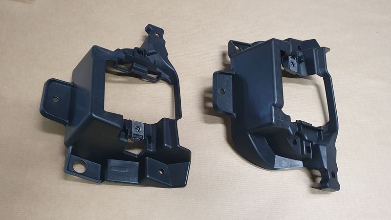 Ramka halogenu komplet Oryginał Renault Trafic IV