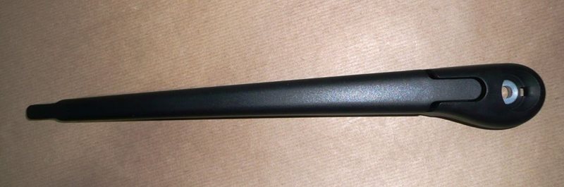 Ramię wycieraczki tył Renault Laguna III