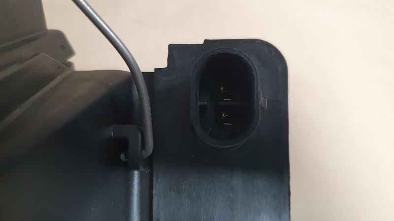 ŚWIATŁO PRZECIWMGIELNE VOLVO S40/V40