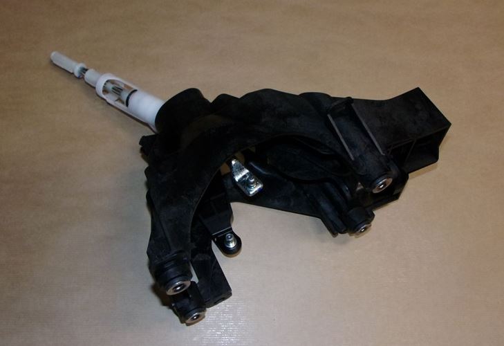 Dźwignia zmiany biegów Renault Captur II Clio IV