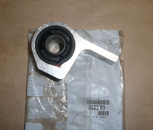 Tuleja wahacza Citroen Xsara Picasso konik