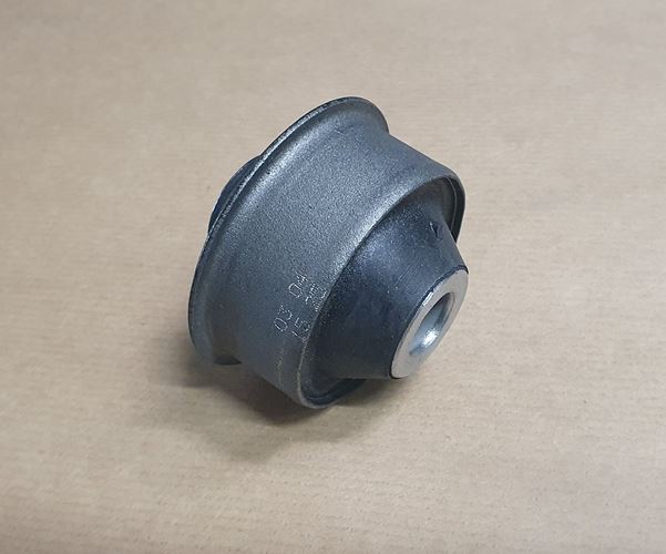Tuleja wahacza Citroen Berlingo III Peugeot 206 307