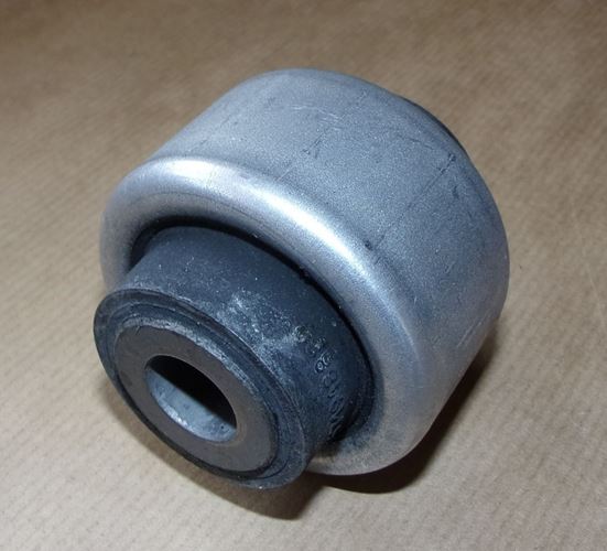 Tuleja wahacza Citroen Berlingo III Peugeot 206 307