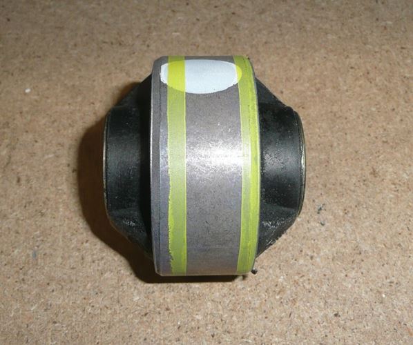 Tuleja wahacza Citroen C3 II